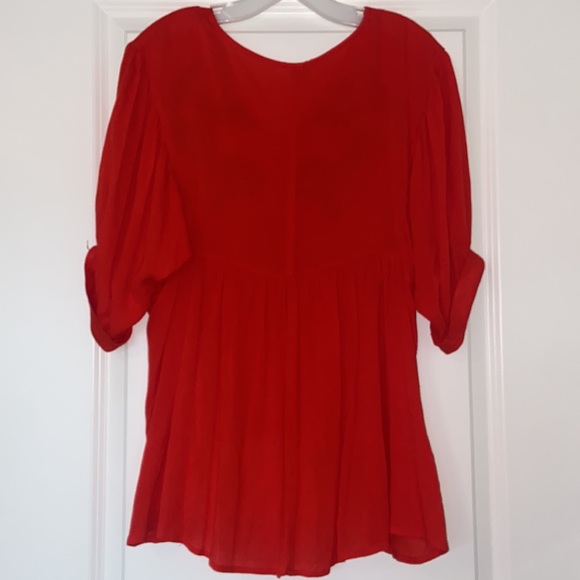 Floral Embroidered Babydoll Top - Picture 4 of 4